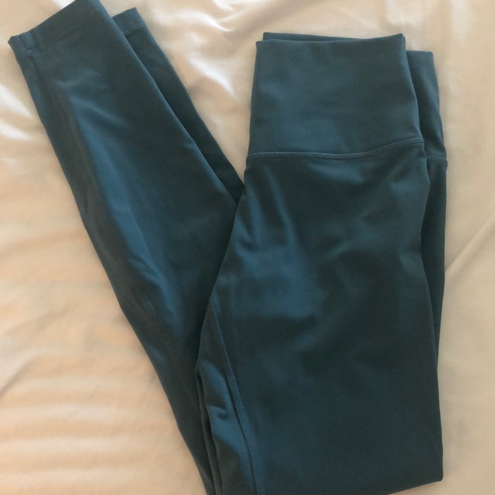 Lululemon Wunder Under